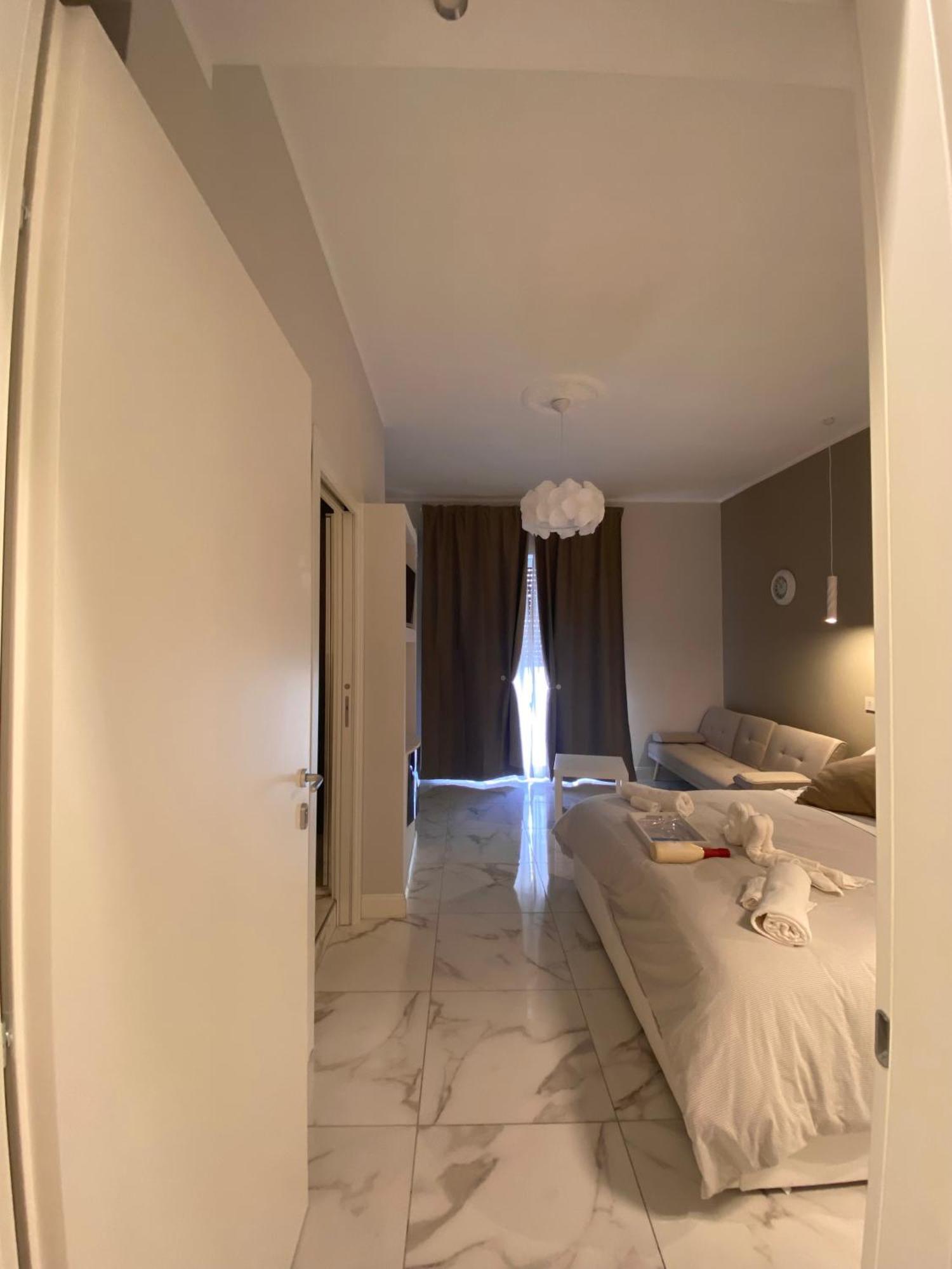 Bed and Breakfast La Dimora Di Marti " Vicino Al Centro Storico Di Napoli" Экстерьер фото